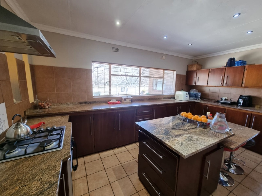 To Let 3 Bedroom Property for Rent in La Provance Free State